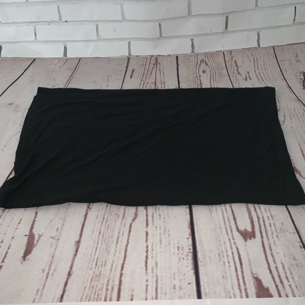 Black tube/pencil/bodycon  skirt - medium